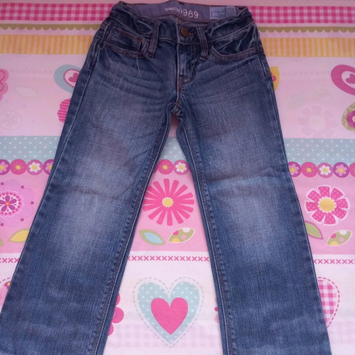 Gap jeans for 4 years old like new, blue, two pieces