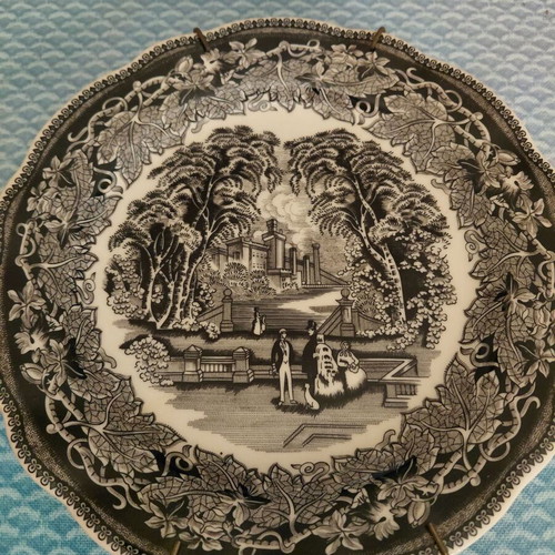 Vintage Vista Mason's Patent Ironstone China decorative porcelain plate like new