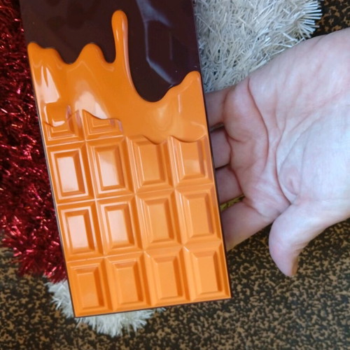 Chocolate Palette Revolution new in box