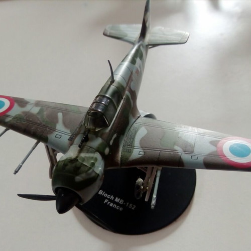 BLOCH MB 152 miniature airplane like new, De Agostini, scale 1/72