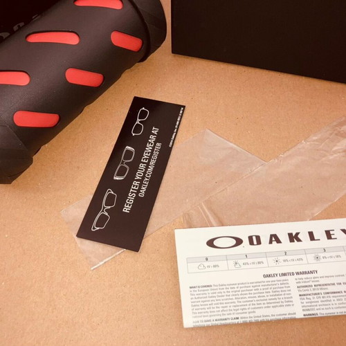 Oakley Badman 6020-07 glasses case and accessories like new