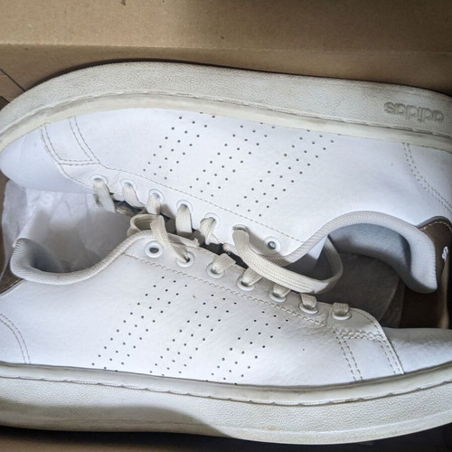Adidas Advantage tennis shoes 38 2/3 used, white