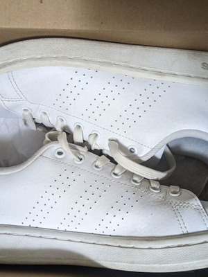 Adidas Advantage tennis shoes 38 2/3 used, white