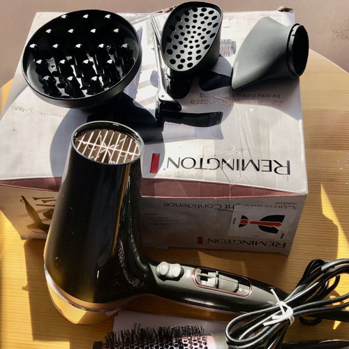 Remington Curl and Straight Confidence D5706 hairdryer new