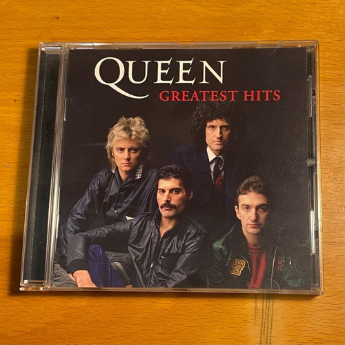 Queen Greatest Hits CD used