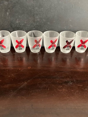 Vintage Smirnoff shot glasses pack of 8 used, 1990