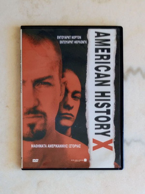 American History X DVD like new, drama social genre