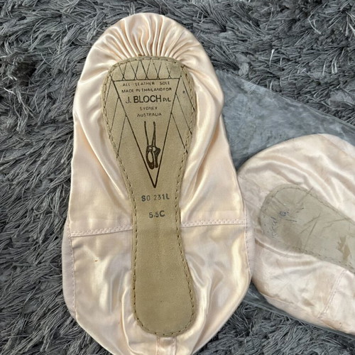 Ballet set with pink skirts and Bloch bag new