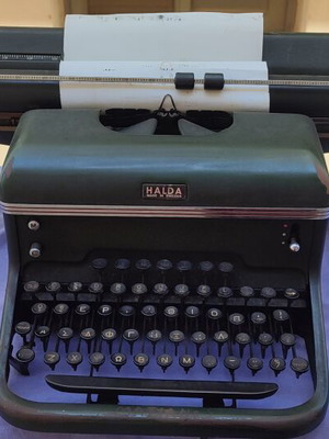 Halda Typewriter 1952 used, functional