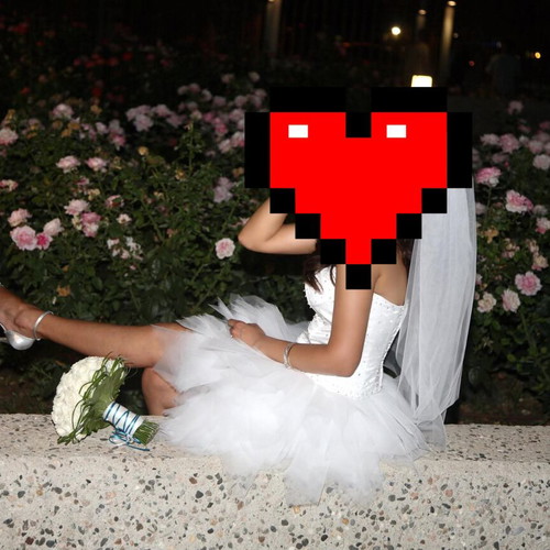 Wedding dress like new short with detachable train and veil