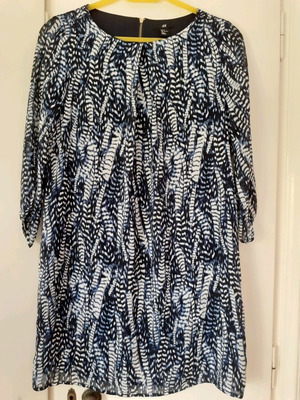 H&M dress in excellent condition, size S