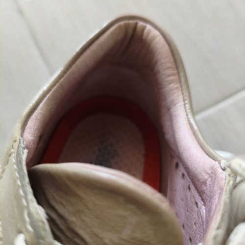 Callaghan Adaptaction women's leather sneakers size 37 like new beige