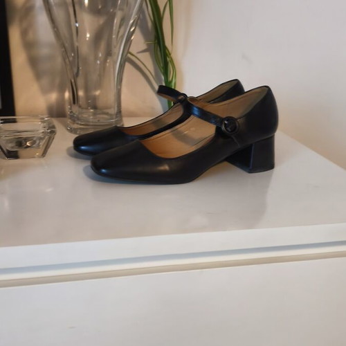 Mary Jane Tsouderos Black Pumps Size 40 Used