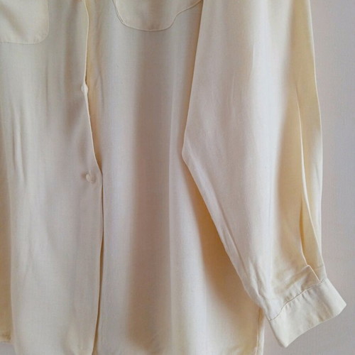 United Colors of Benetton beige shirt like new, size S