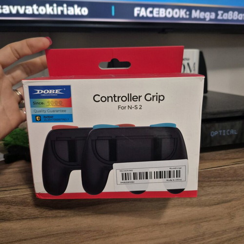 Controller grip for Nintendo Switch like new