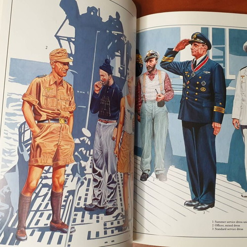 U-Boat Crews 1914-1945 book on German submarines and crews