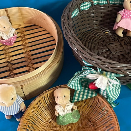 Set of 3 new wicker baskets in different colors