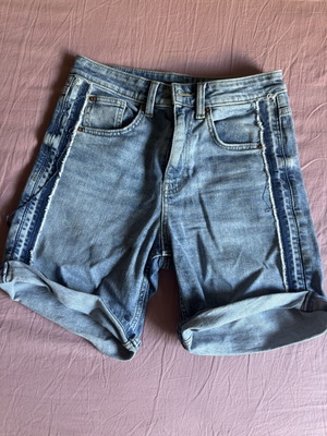 Jeans Bermuda shorts for women like new, with cuffs, Marks & Spencer