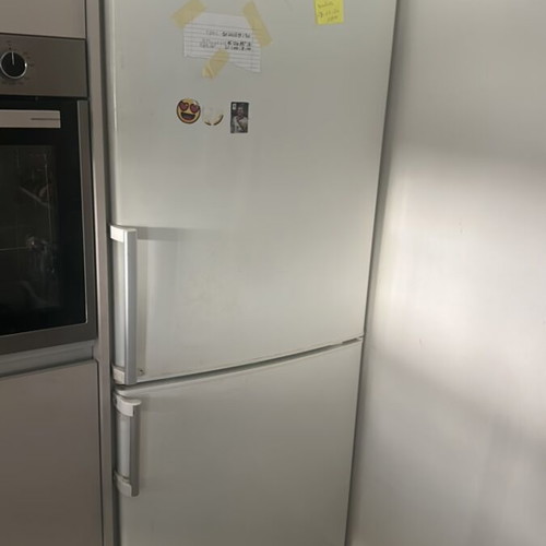 Fridge like new, very good condition