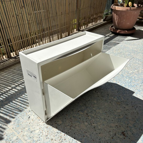 Plastic shoe rack for 4 pairs, indoor or outdoor