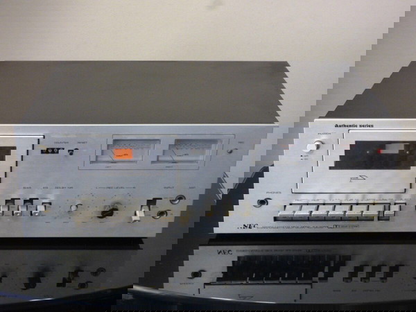 ΚΑΣΕΤΟΦΩΝΟ NEC AUK-5000E VINTAGE