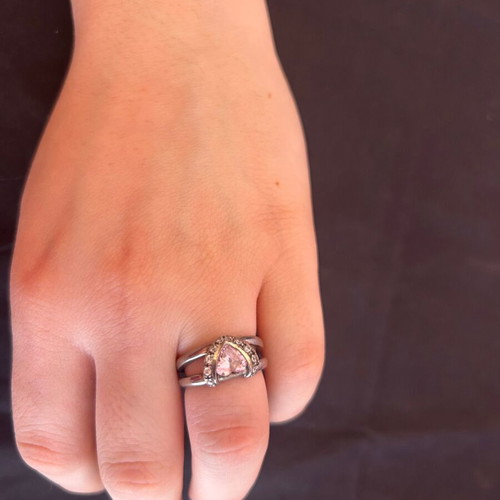 Folli Follie 925 silver ring like new with pink and white stones
