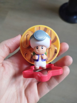 Super Mario Galaxy figure new, decorative and hangable