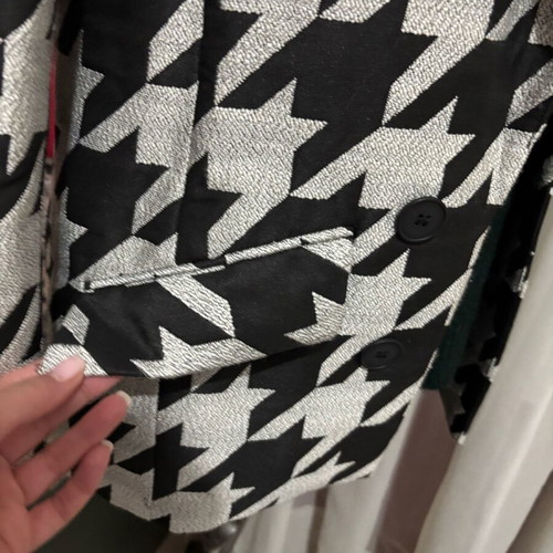 River Island jacket with houndstooth pattern like new, size M