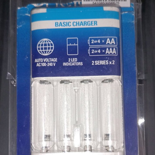 Panasonic Basic Charger for 4 Ni-MH AA/AAA Batteries New