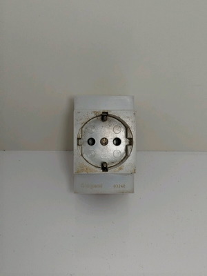 Legrand Schuko Rail Socket 250V 16A used