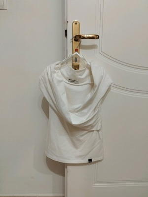 Μπλουζάκι Toi&Moi λευκό ελαστικό σαν καινούργιο