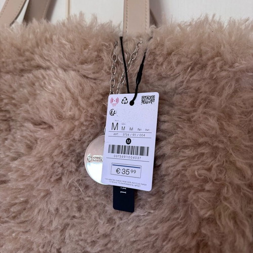 Stradivarius teddy fluffy beige shoulder bag new with tag
