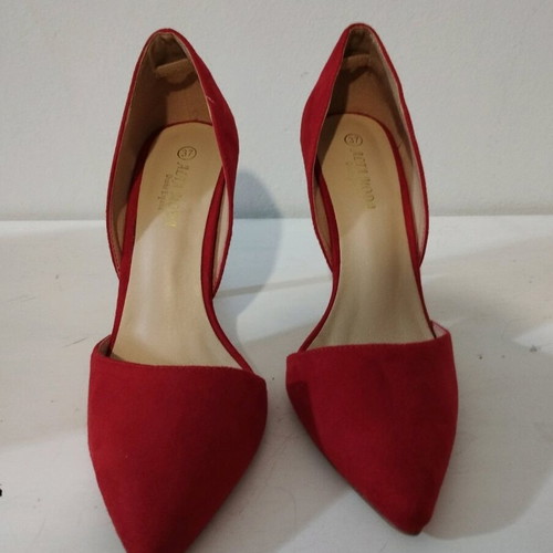 Red suede pumps size 37 new
