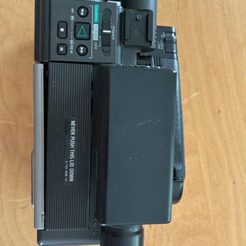 Sony CCD-V30E Video Camera Vintage Video 8 with Accessories