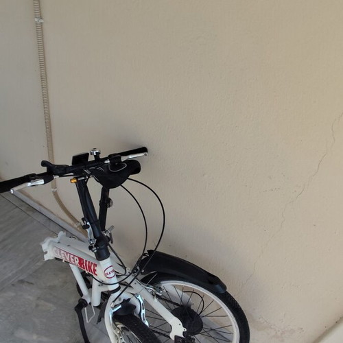 Folding bike used, 20 inch wheels, 6 speeds, V-Brake