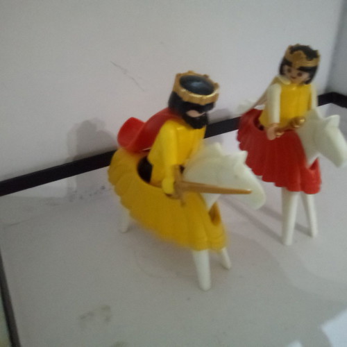 Playmobil Lyra king and queen with horses used