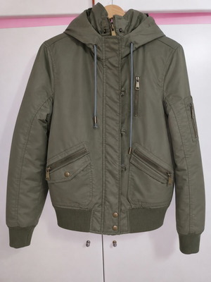Khaki bomber jacket with fur, like new, size XL