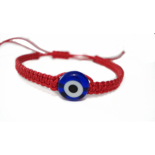 Flat eye macrame bracelet