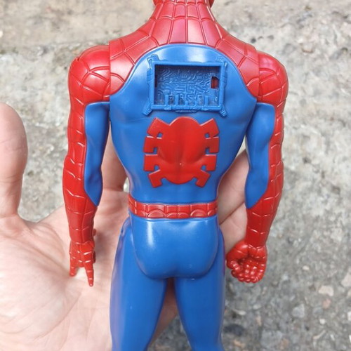 Spider-Man figures used, set of two