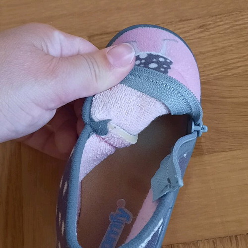 comfy girls' slipper 25 N