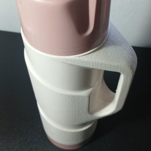 Invicta thermos vintage used in cream and pink color