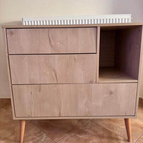 Quax dresser like new, natural wood finish