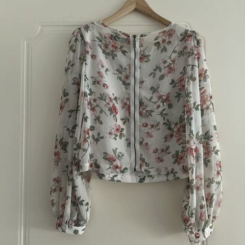AngelEye floral crop blouse with balloon sleeves, new, size S