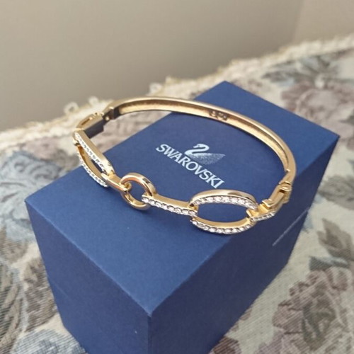 Swarovski Dextera bracelet new, gold color
