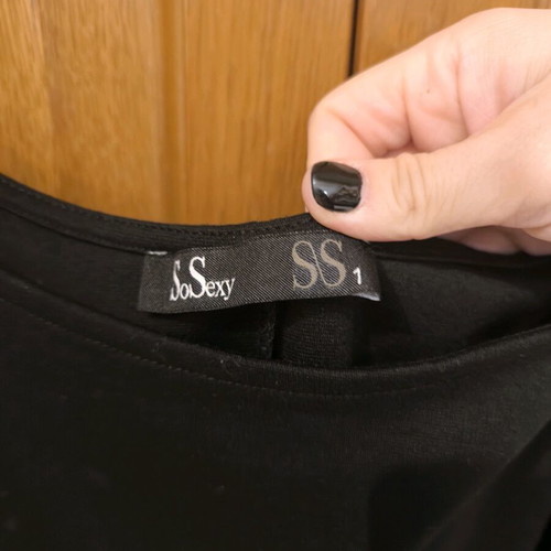 Sosexy blouse with sewn LOVE letters like new