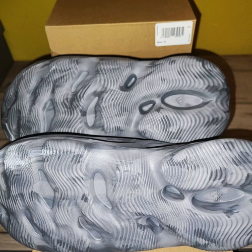 Adidas Foam gray size 44 new