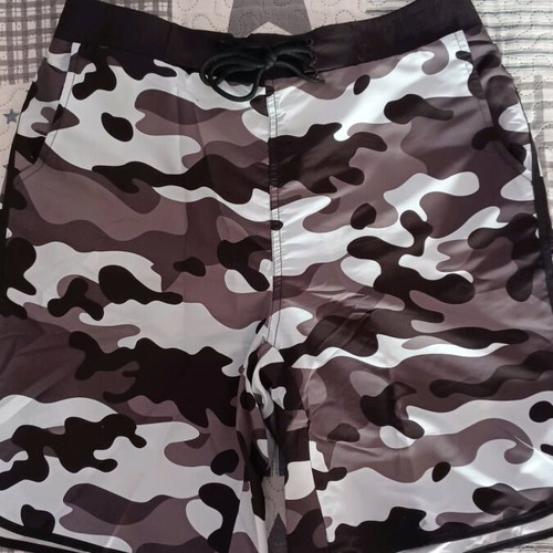 Men's camouflage swimwear new, size L, multicolor