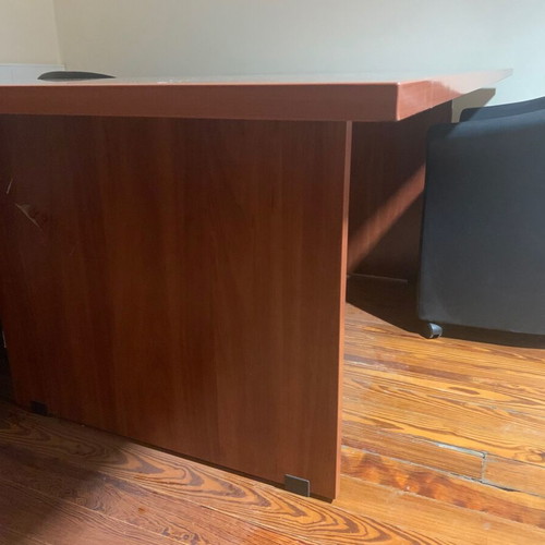 Conference table 1.10x2.00 m cherry like new