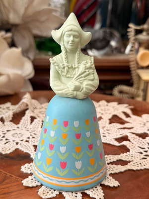 Avon Vintage Cologne bottle used, collectible