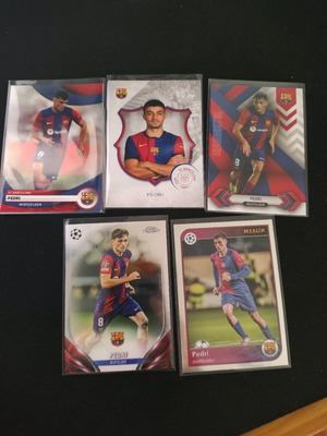 Topps Pedri lot of 5 cards like new
